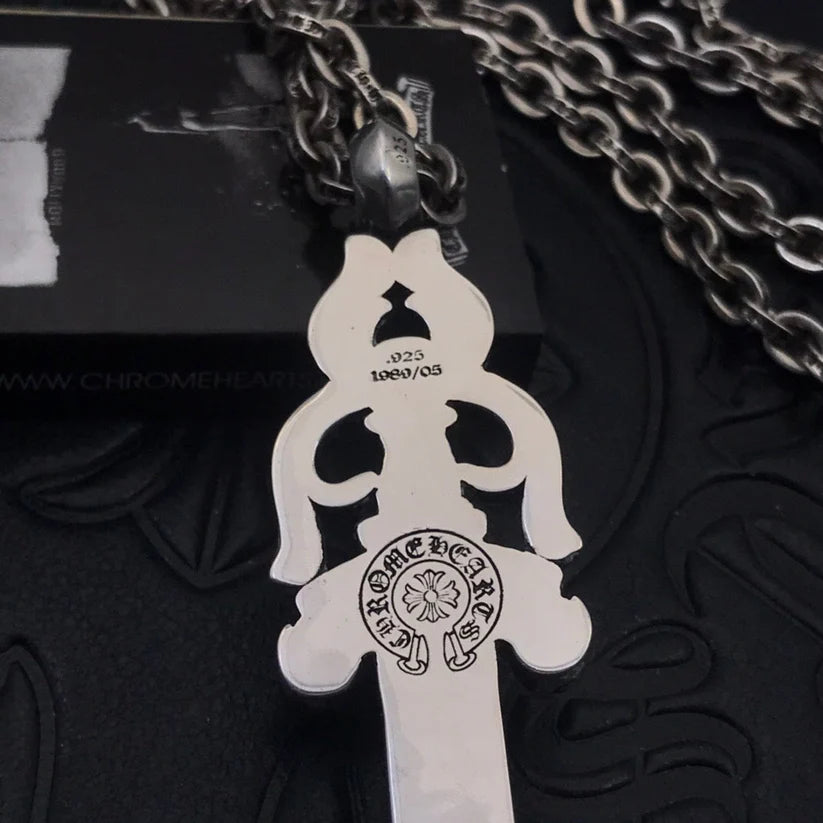 CH LOGO NECKLACE -6
