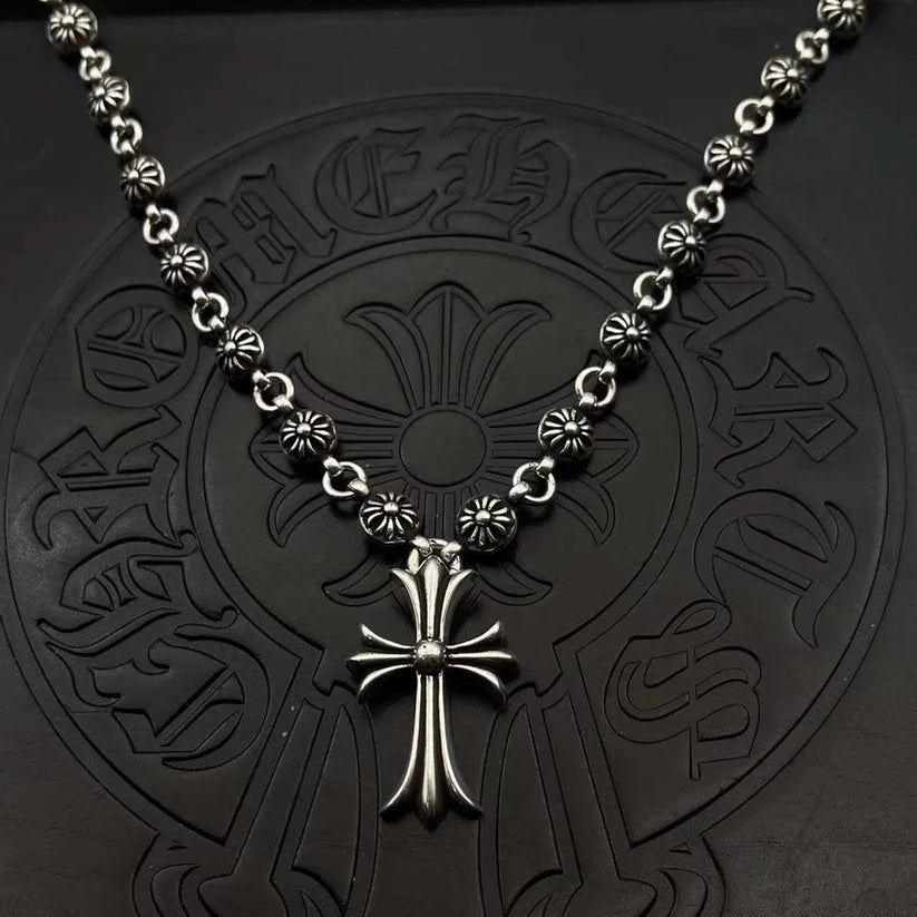 CH LOGO NECKLACE -9